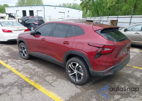 2024 Chevrolet Trax Fwd 1Rs z USA, uszkodzony, nr VIN KL77LGE25RC246298